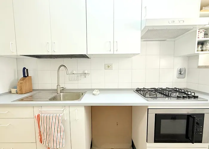 N303 - Comodo Con Giardino A Διαμέρισμα Numana