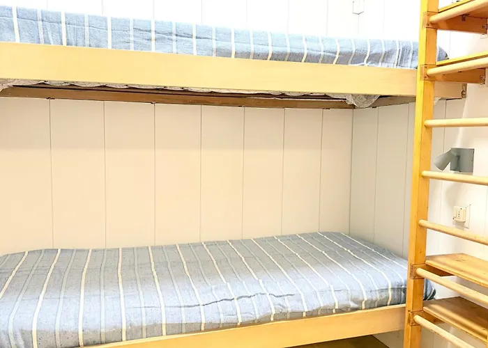 N303 - Comodo Con Giardino A