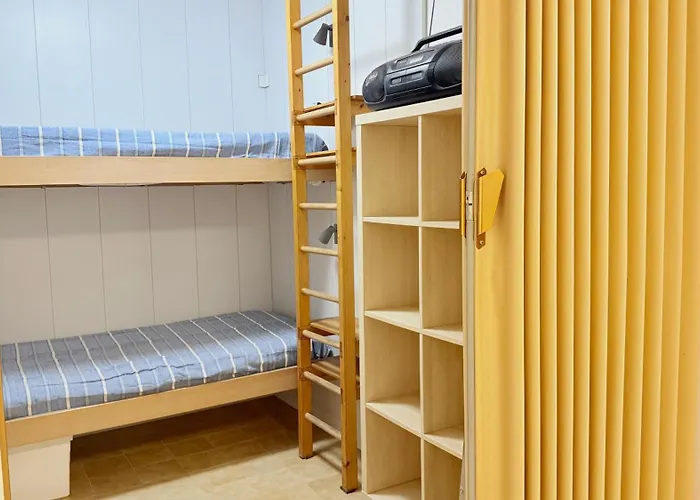 N303 - Comodo Con Giardino A Διαμέρισμα